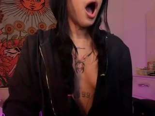 Live cam show with Vanessa