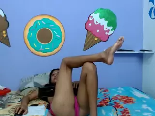 skinnycanella18's Live Sex Cam Show