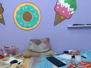 skinnycanella18's Live Sex Cam Show