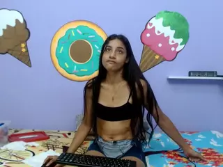 skinnycanella18's Live Sex Cam Show
