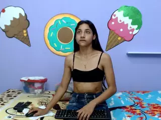 skinnycanella18's Live Sex Cam Show