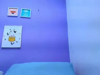 timk-bella's Live Sex Cam Show