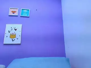timk-bella's Live Sex Cam Show