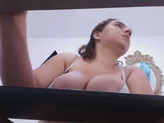 timk-bella's Live Sex Cam Show
