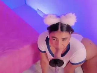 AliceThunder's Live Sex Cam Show