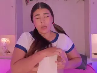 AliceThunder's Live Sex Cam Show