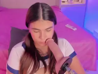 AliceThunder's Live Sex Cam Show