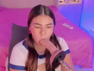 AliceThunder's Live Sex Cam Show