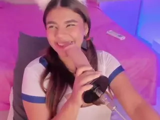 AliceThunder's Live Sex Cam Show