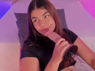 AliceThunder's Live Sex Cam Show
