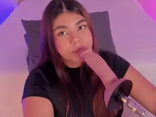 AliceThunder's Live Sex Cam Show
