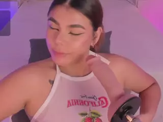 AliceThunder's Live Sex Cam Show