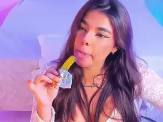 AliceThunder's Live Sex Cam Show