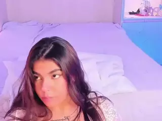 AliceThunder's Live Sex Cam Show