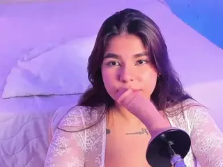 AliceThunder's Live Sex Cam Show