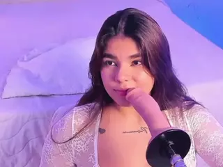 AliceThunder's Live Sex Cam Show