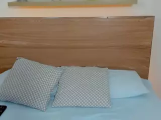 anahi17x's Live Sex Cam Show