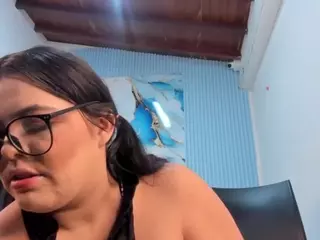 nathalia-08's Live Sex Cam Show