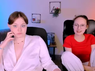 nikol-kitt's Live Sex Cam Show