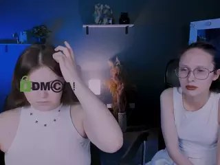 nikol-kitt's Live Sex Cam Show