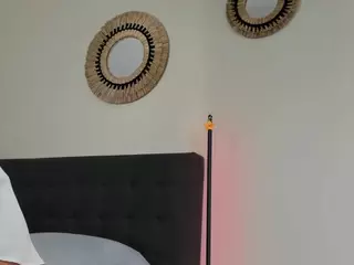 mazekyn's Live Sex Cam Show