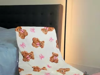 mazekyn's Live Sex Cam Show