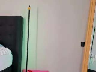 mazekyn's Live Sex Cam Show