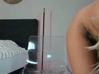 mazekyn's Live Sex Cam Show