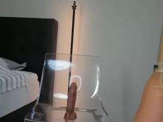 mazekyn's Live Sex Cam Show