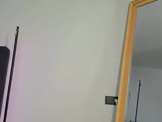 mazekyn's Live Sex Cam Show
