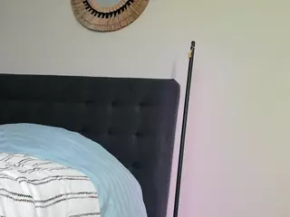 mazekyn's Live Sex Cam Show