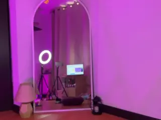 Valquiria's Live Sex Cam Show
