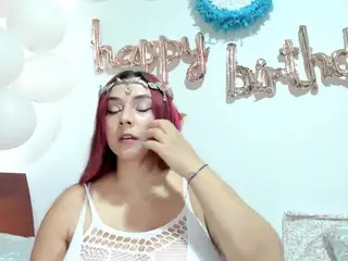 suzygamingfairy's Live Sex Cam Show