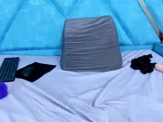 KatpassionateX's Live Sex Cam Show
