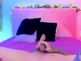 Alana-and-Jack's Live Sex Cam Show