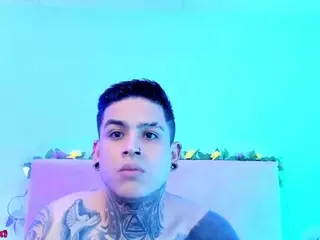 Alana-and-Jack's Live Sex Cam Show