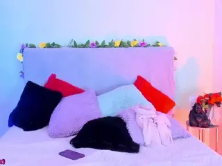Alana-and-Jack's Live Sex Cam Show