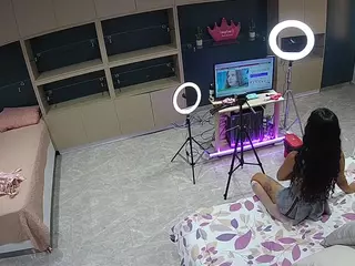 voyeurcam-casa-salsa-versus-room's Live Sex Cam Show