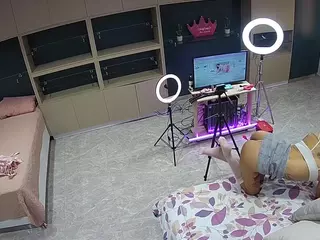 voyeurcam-casa-salsa-versus-room's Live Sex Cam Show