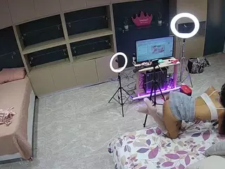 voyeurcam-casa-salsa-versus-room's Live Sex Cam Show