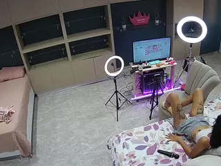 voyeurcam-casa-salsa-versus-room's Live Sex Cam Show
