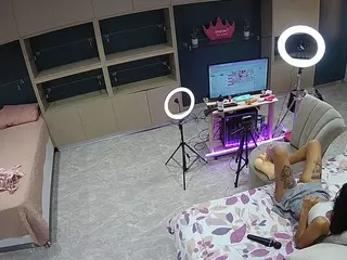 voyeurcam-casa-salsa-versus-room's Live Sex Cam Show