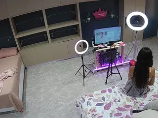 voyeurcam-casa-salsa-versus-room's Live Sex Cam Show
