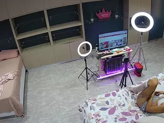 voyeurcam-casa-salsa-versus-room's Live Sex Cam Show