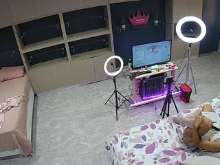 voyeurcam-casa-salsa-versus-room's Live Sex Cam Show