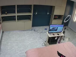 voyeurcam-casa-salsa-versus-room's Live Sex Cam Show