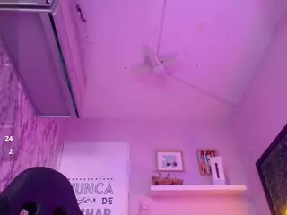 cristal-horny19's Live Sex Cam Show