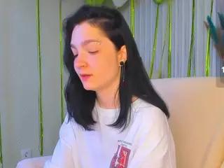 Luna-Moon13's Live Sex Cam Show