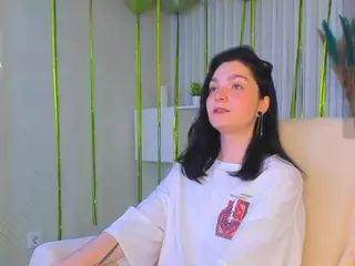 Luna-Moon13's Live Sex Cam Show