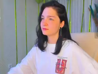 Luna-Moon13's Live Sex Cam Show